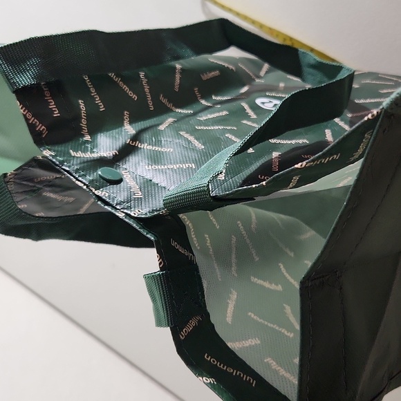 Lululemon reusable bag tote - Picture 10 of 10